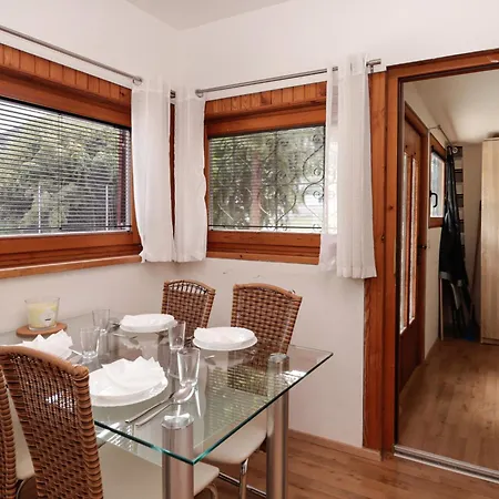 Aqualuna Olimia Vacation بيت للعطل