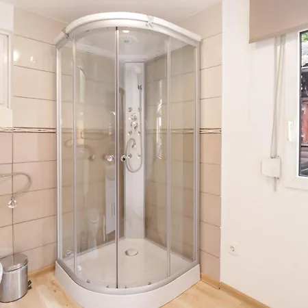 Aqualuna Olimia Vacation بيت للعطل